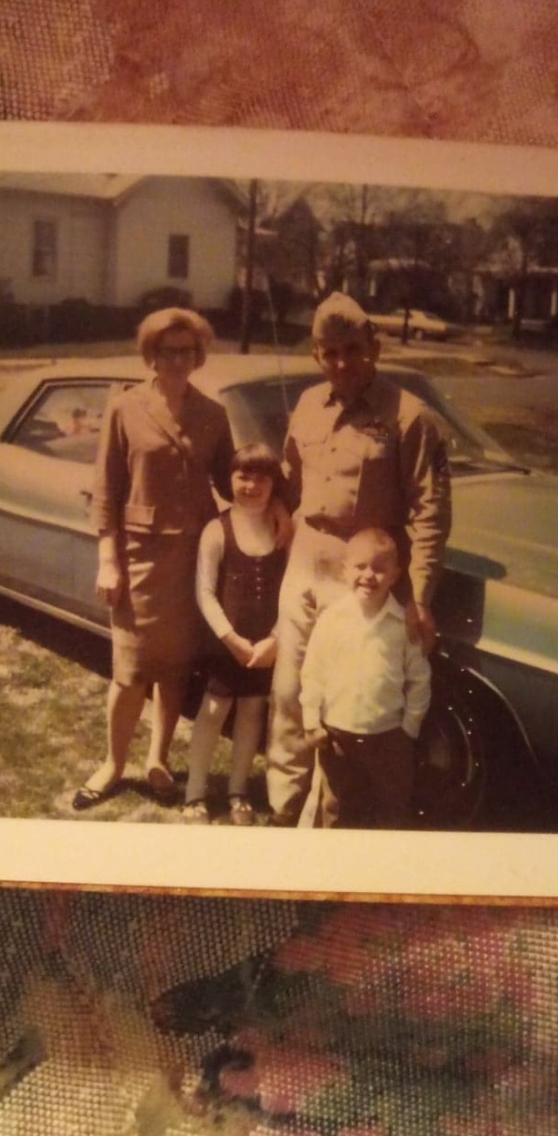 Family, Mama, daddy, me and sam