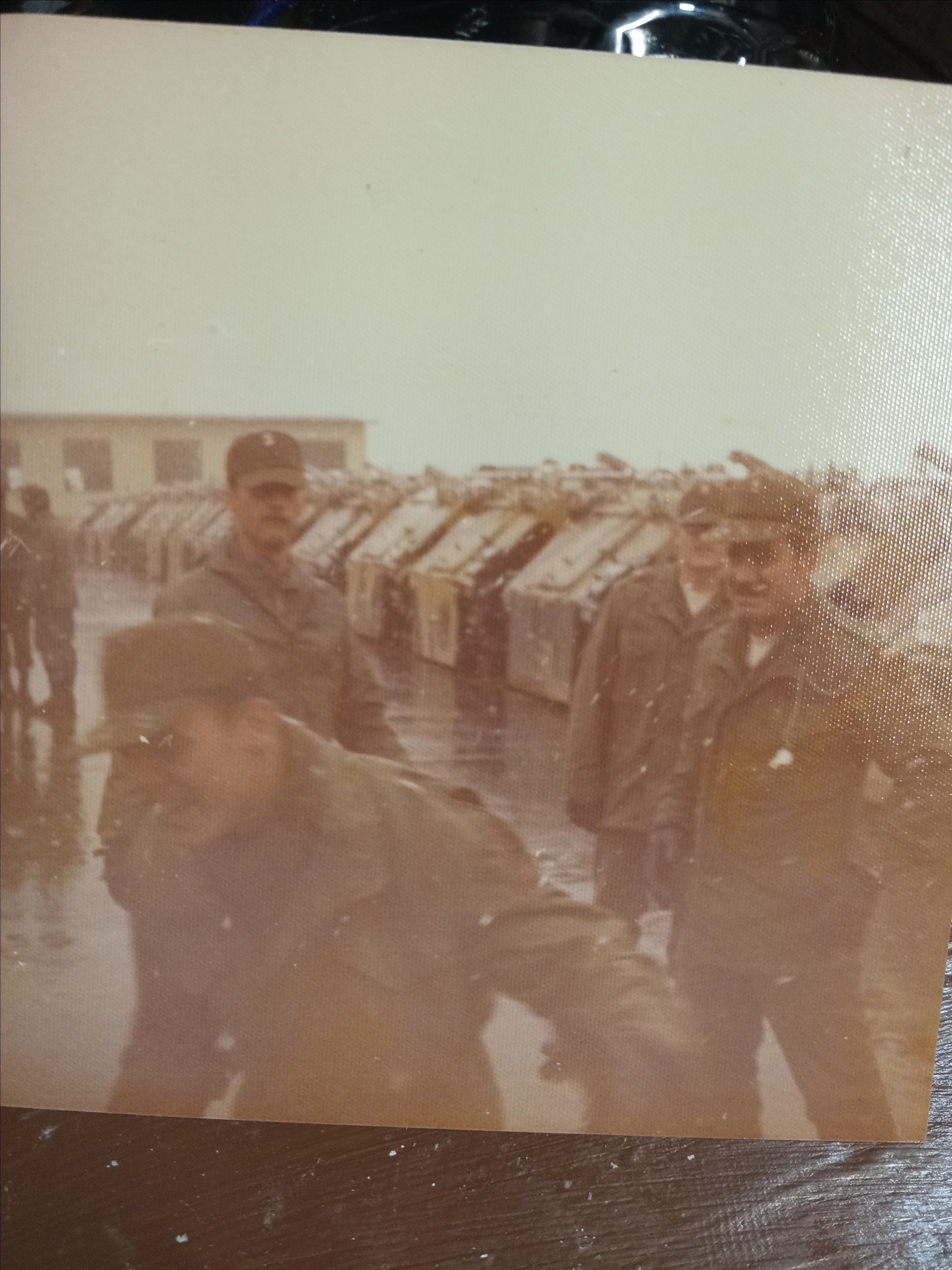 1975