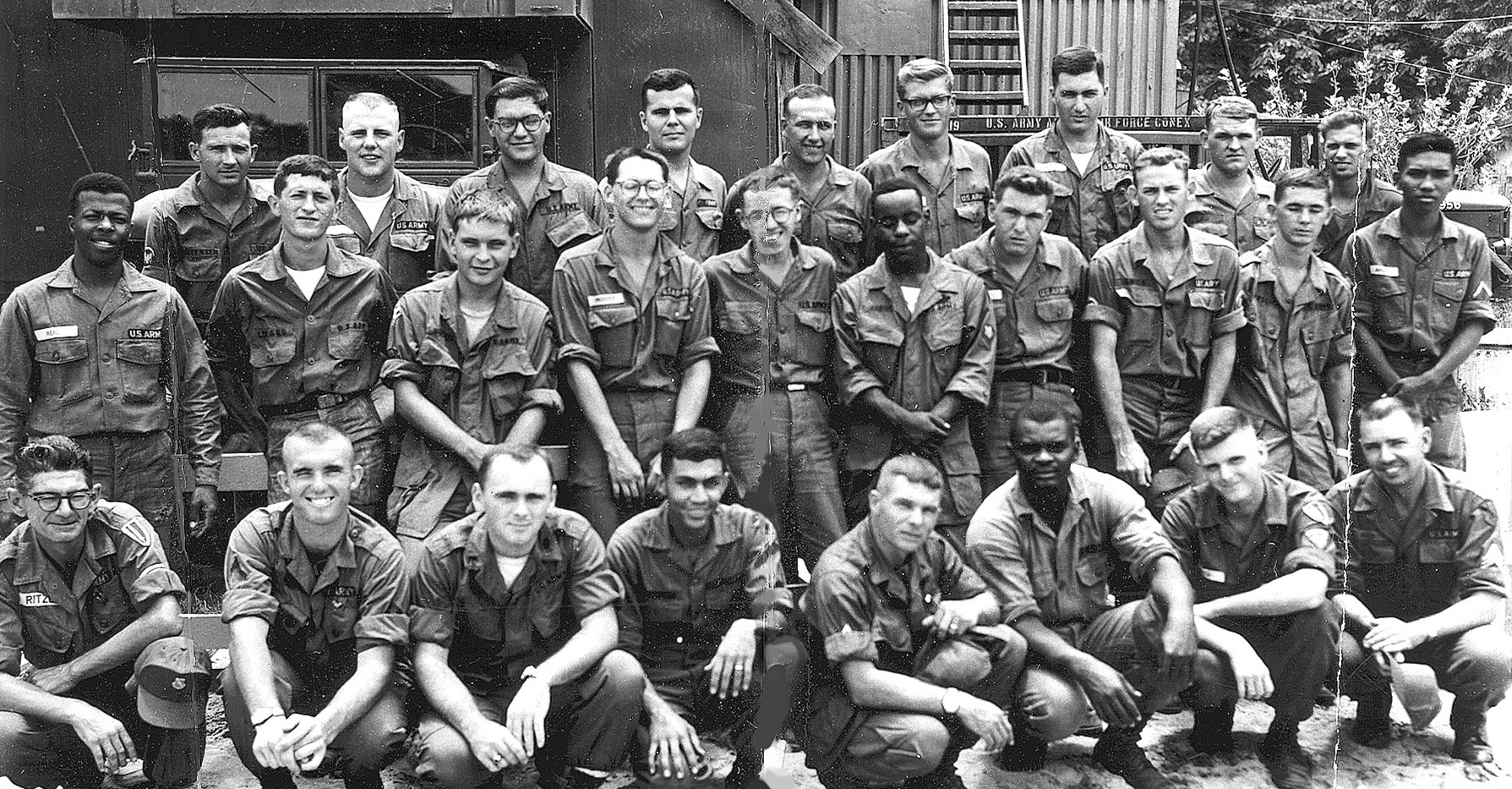 54th Signal Bn. photo unit at IFFV HQ.  (Shutter-Bugs)