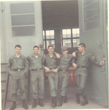 Signal shop guys from E/724