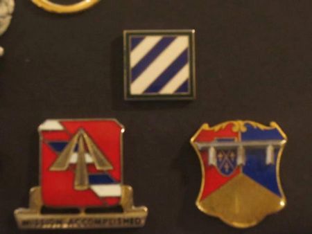 Unit Crest & Pin