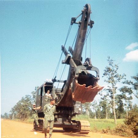 Company A 40 ton crane