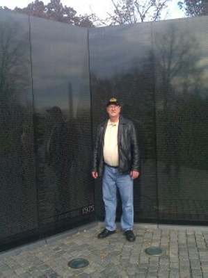 Washington DC Vietnam Wall, 2011 visiting family