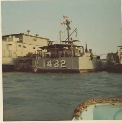YR-70 with boat along side for repair