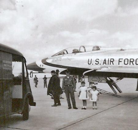 Evreux-Fauville AFB Flt Line