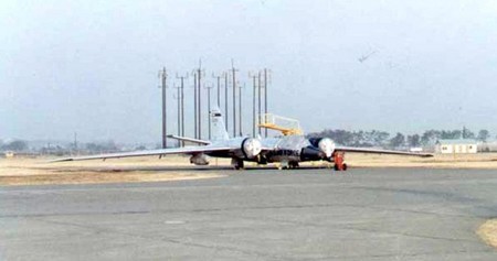 RB-57F Long wing at rest