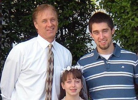 Johnny G and kids