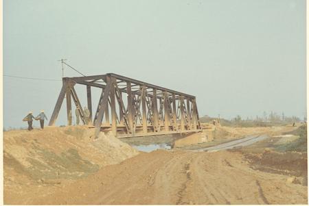 bridge just north of chu-lie