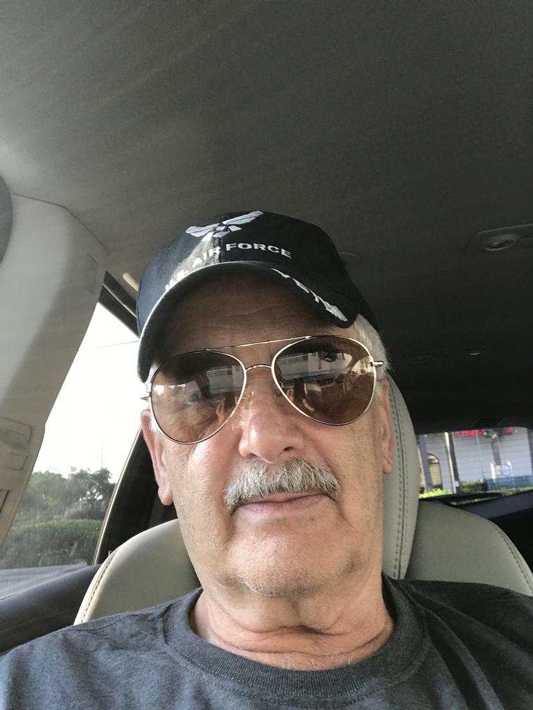 World War 1 Jeep Picture | Jeep Motorcade Heads For Front Line WWI