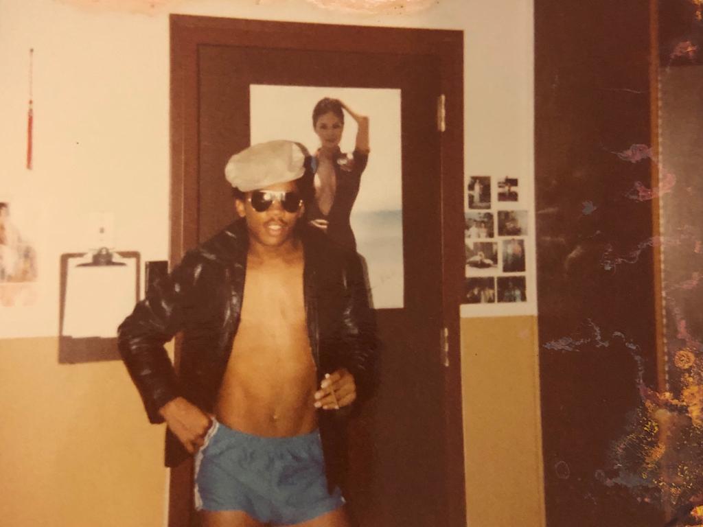 Road going north along beach to Chu Lai