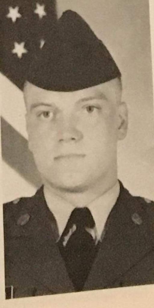 Girlfriend missing me