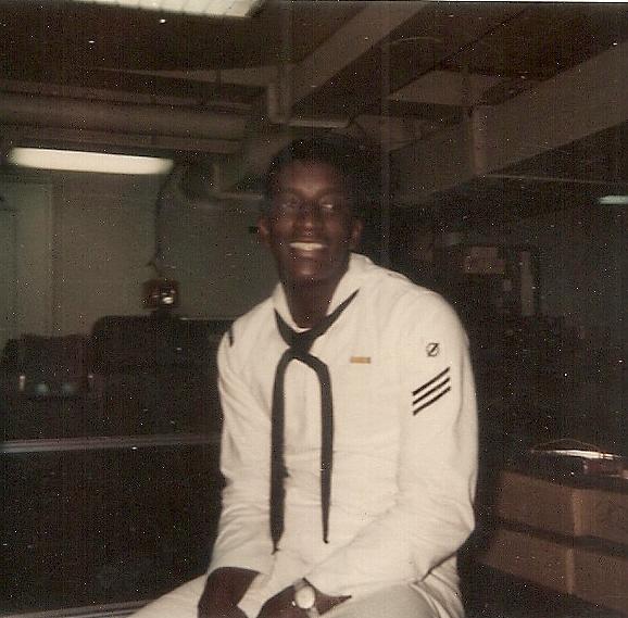 Soldier and Iraqi children